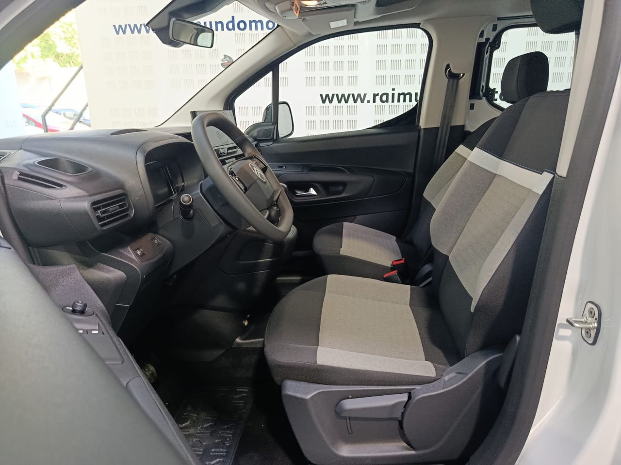 Citroën Berlingo 1.5 100CV - Foto 2