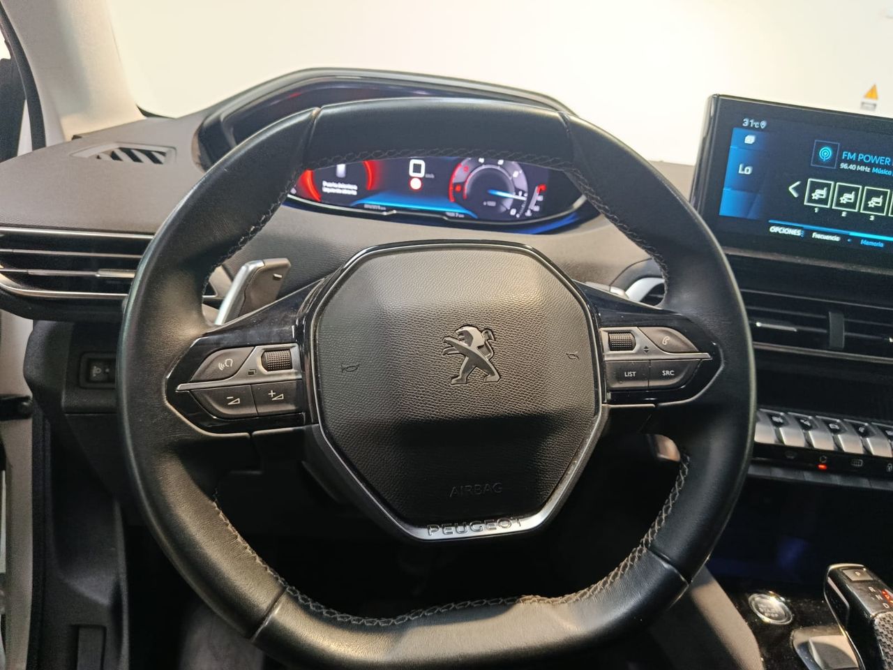 Peugeot 5008 Allure Pack BlueHDi 130 EAT8 - Foto 2