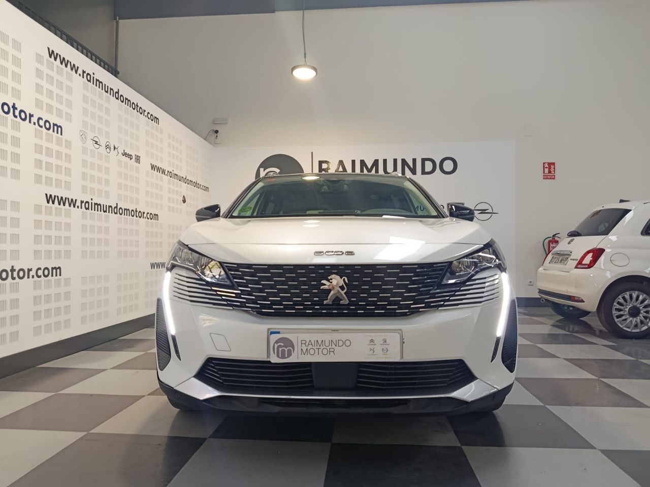Peugeot 5008 Allure Pack BlueHDi 130 EAT8 - Foto 2