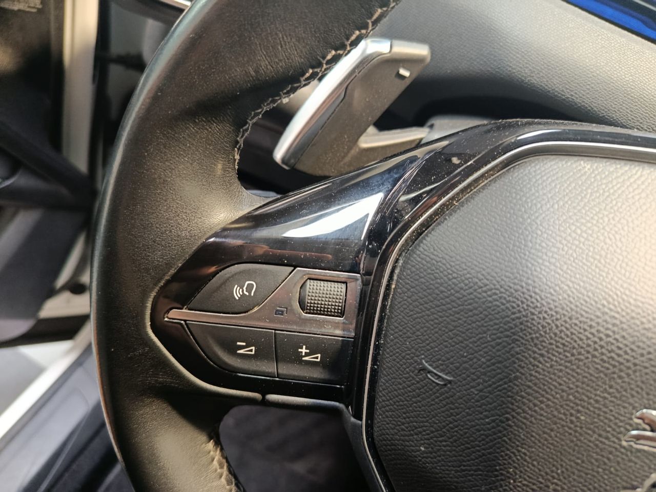 Peugeot 5008 Allure Pack BlueHDi 130 EAT8 - Foto 2