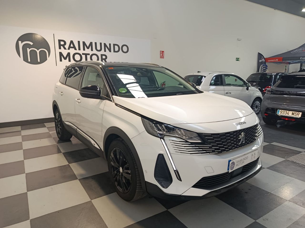 Peugeot 5008 Allure Pack BlueHDi 130 EAT8 - Foto 2