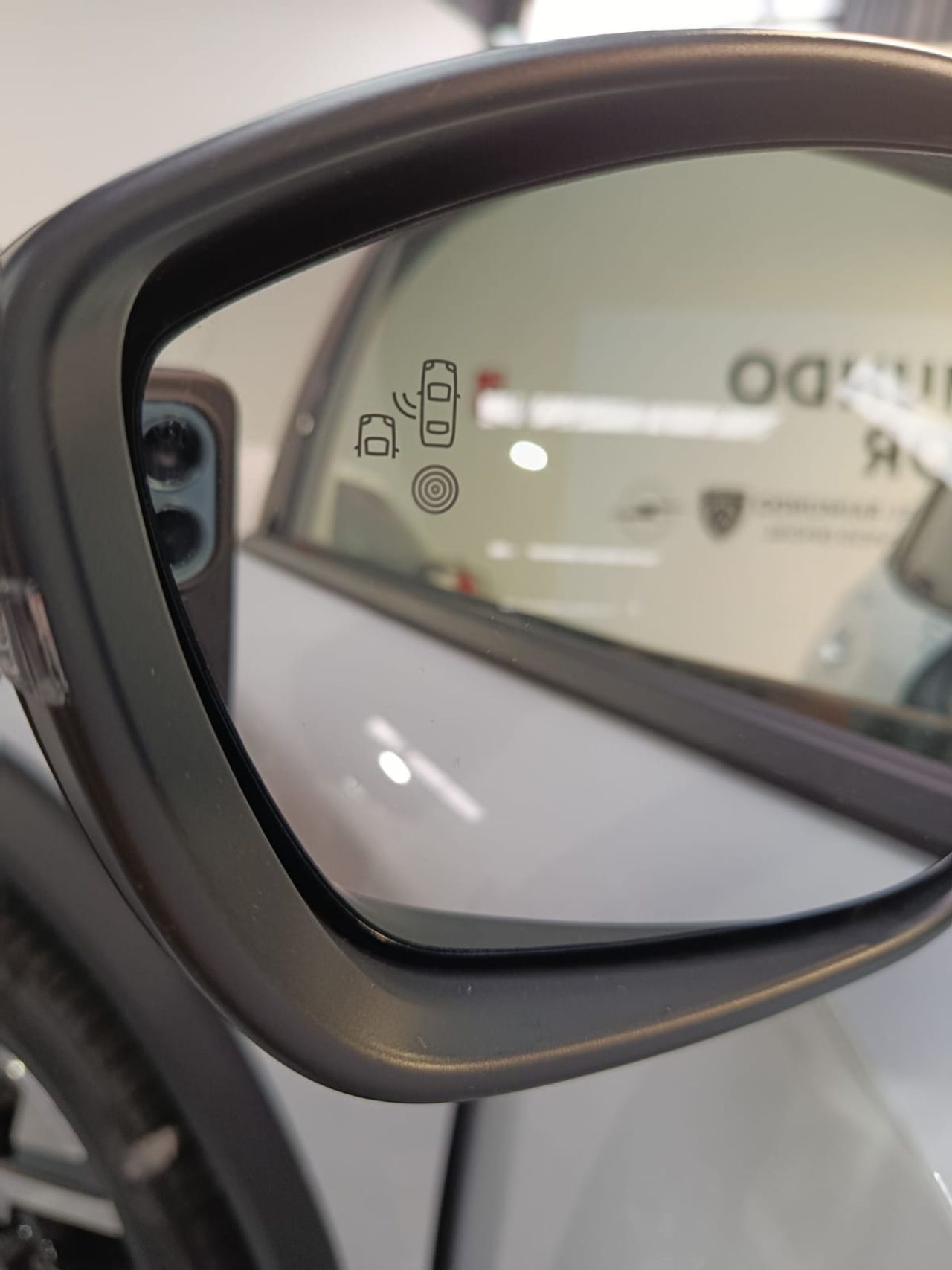 Peugeot 2008 145 CV HYBRID - Foto 2