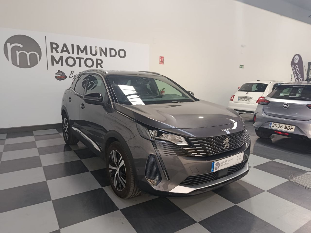 Peugeot 3008 GT BLUEHDI EAT8 - Foto 2