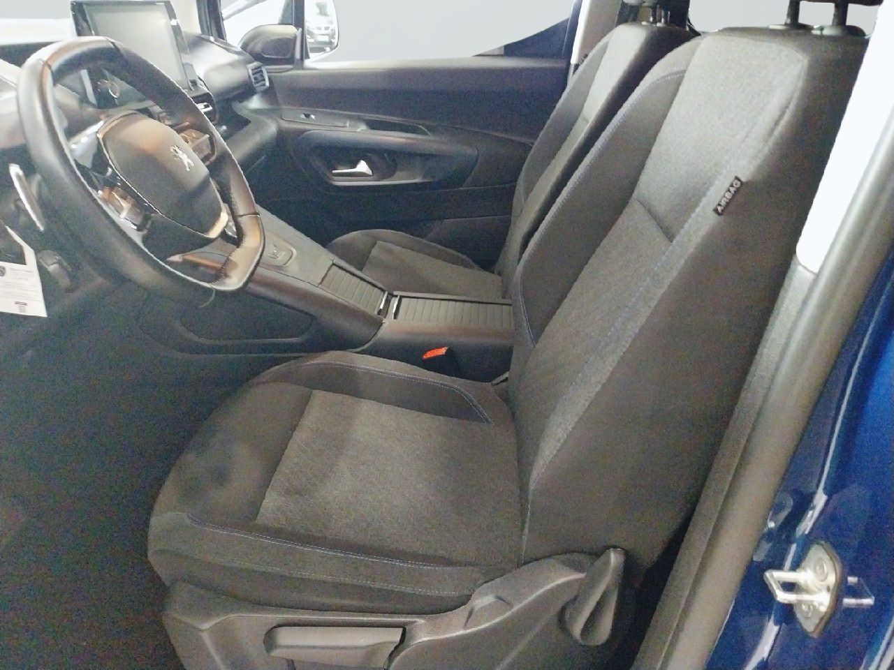 Peugeot Rifter Allure Pack BlueHDi 130 S&S EAT8 Standard - Foto 2