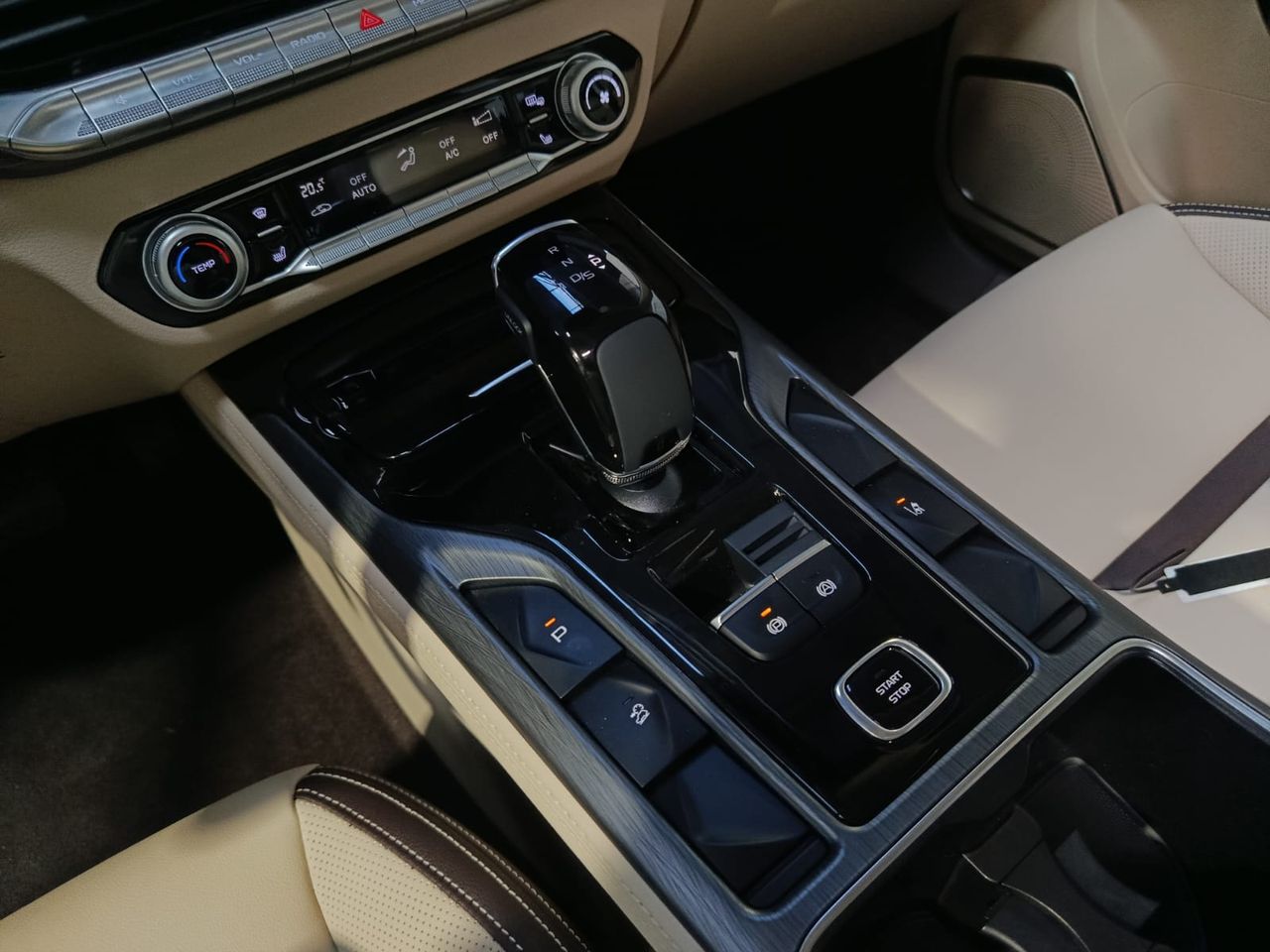 Bestune T77 1.5 165 cv - Foto 2