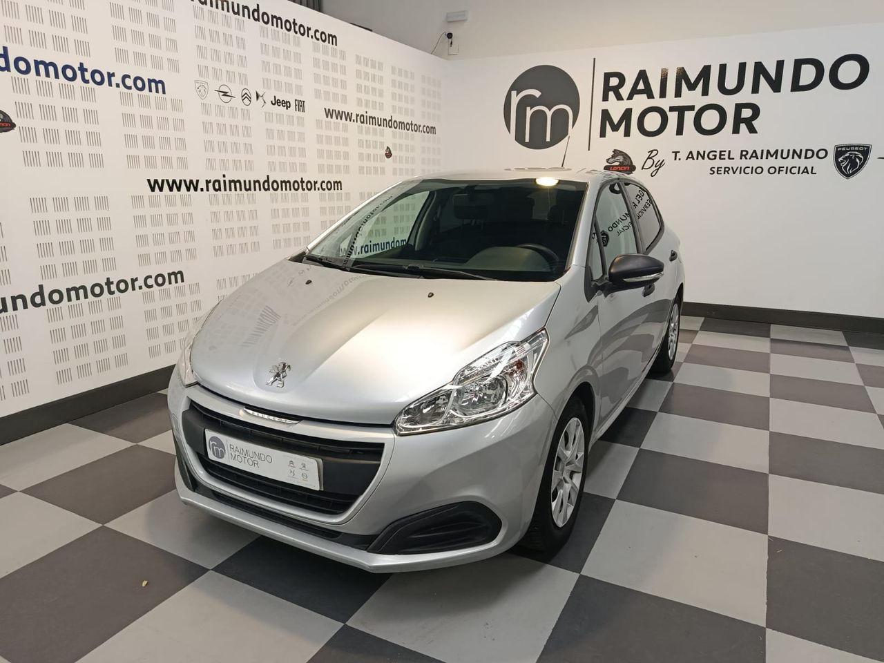Peugeot 208 BLUEHDI 100CV 1.5 - Foto 2