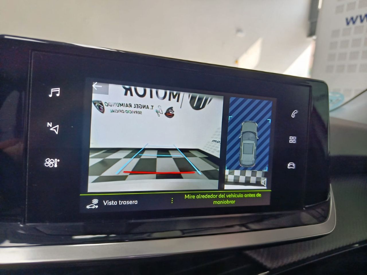 Peugeot 2008 Allure Pack BlueHDi 110 - Foto 2