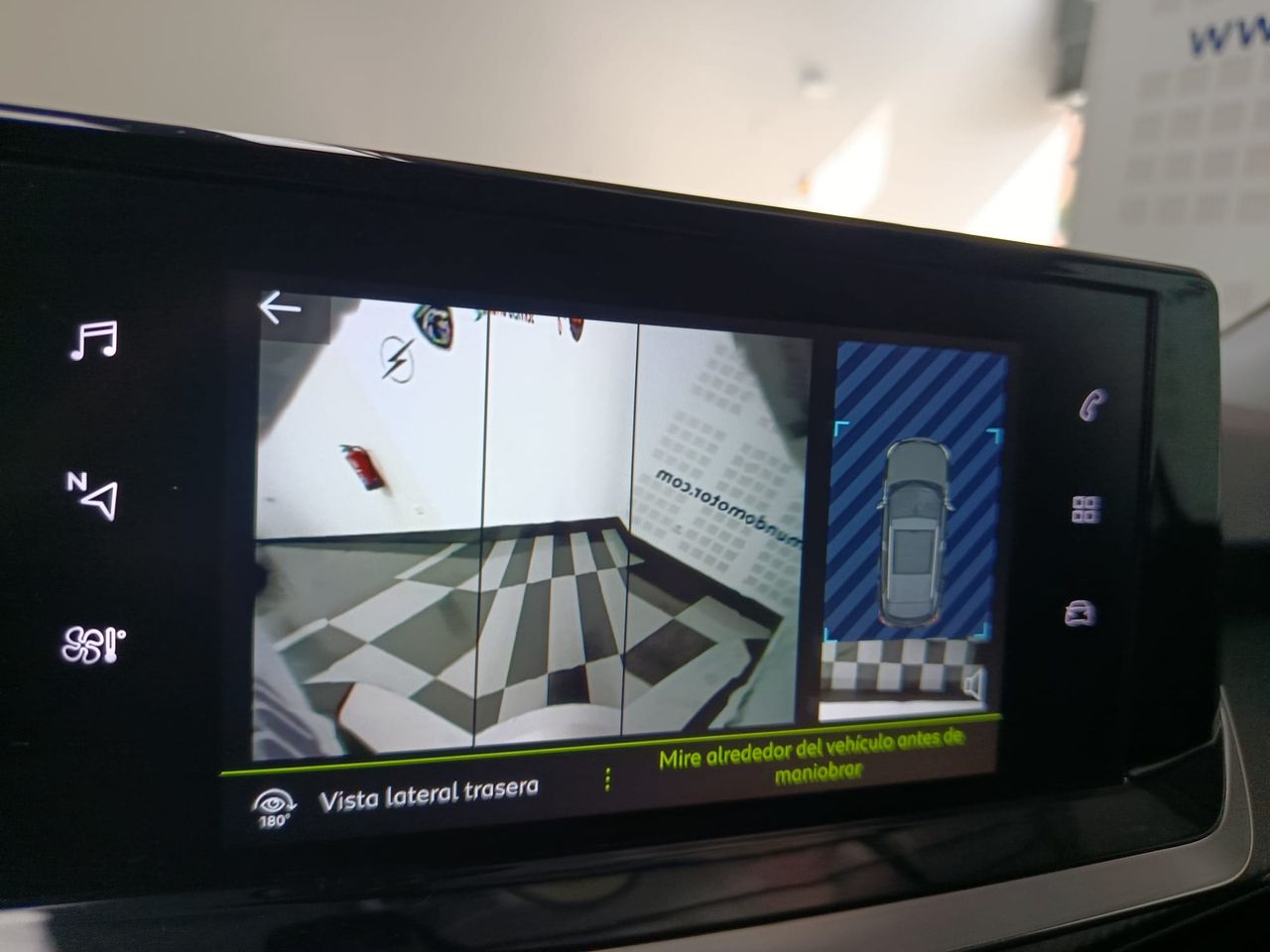 Peugeot 2008 Allure Pack BlueHDi 110 - Foto 2