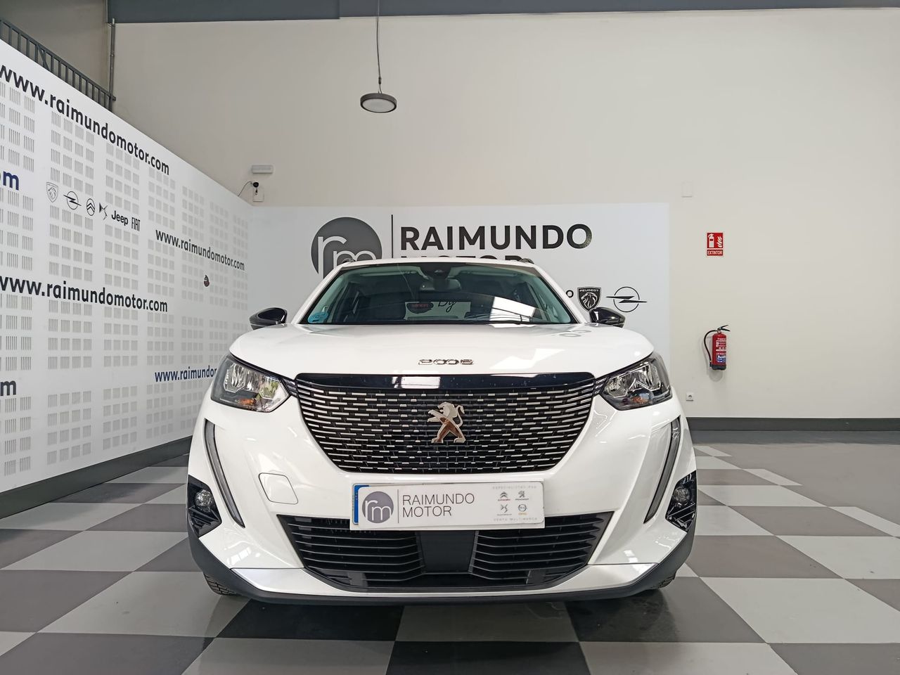 Peugeot 2008 Allure Pack BlueHDi 110 - Foto 2