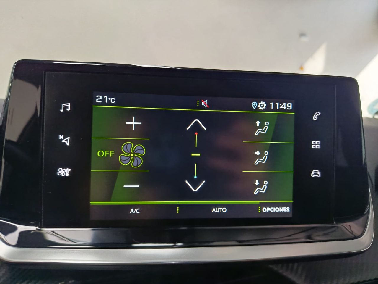 Peugeot 2008 Allure Pack BlueHDi 110 - Foto 2