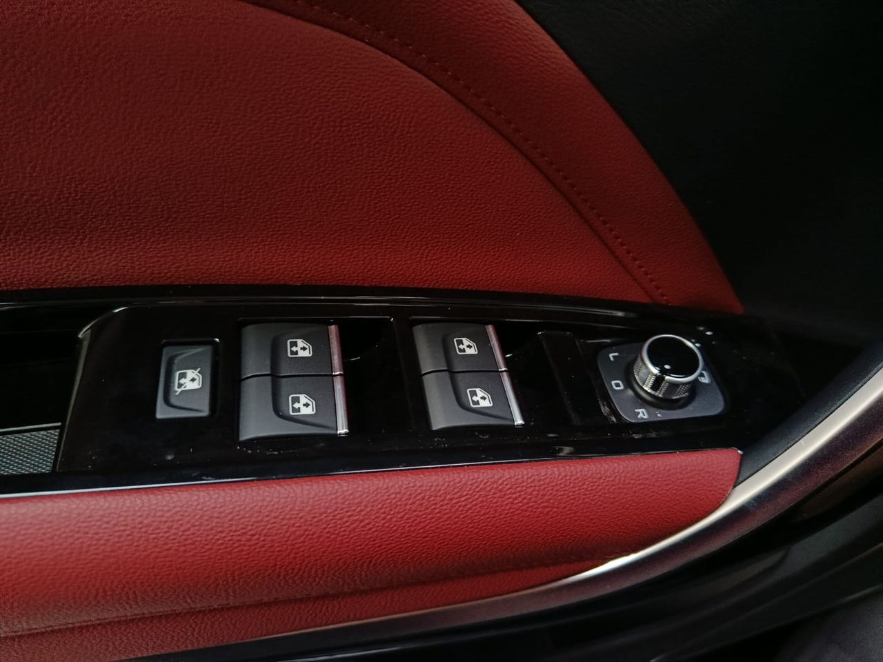 Bestune T77 1.5 160 cv - Foto 2