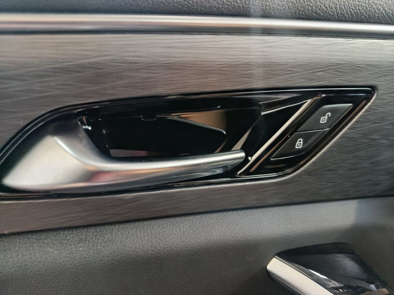 Bestune T77 1.5 165 cv - Foto 2