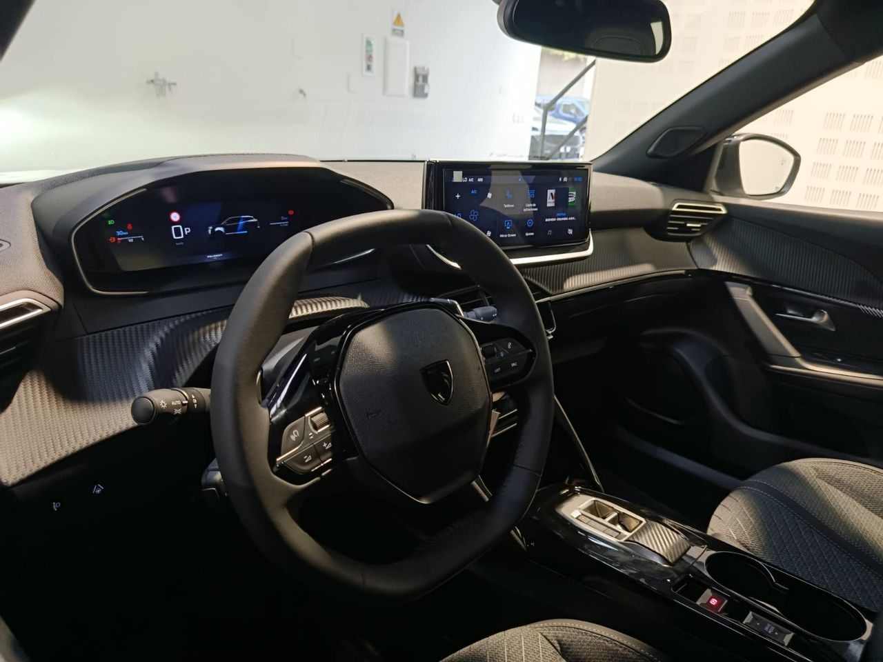 Peugeot 2008 ALLURE HYBRID 136CV  1.2 - Foto 2