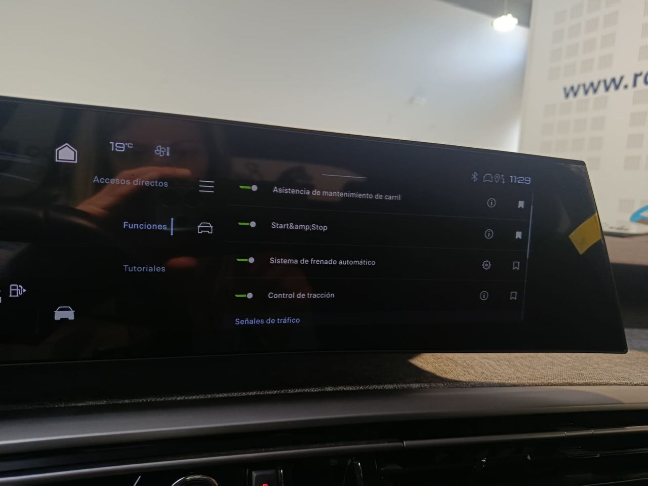 Peugeot 3008 Hybrid 3008 Allure Pack Hybrid 136 e-DCS6 - Foto 2