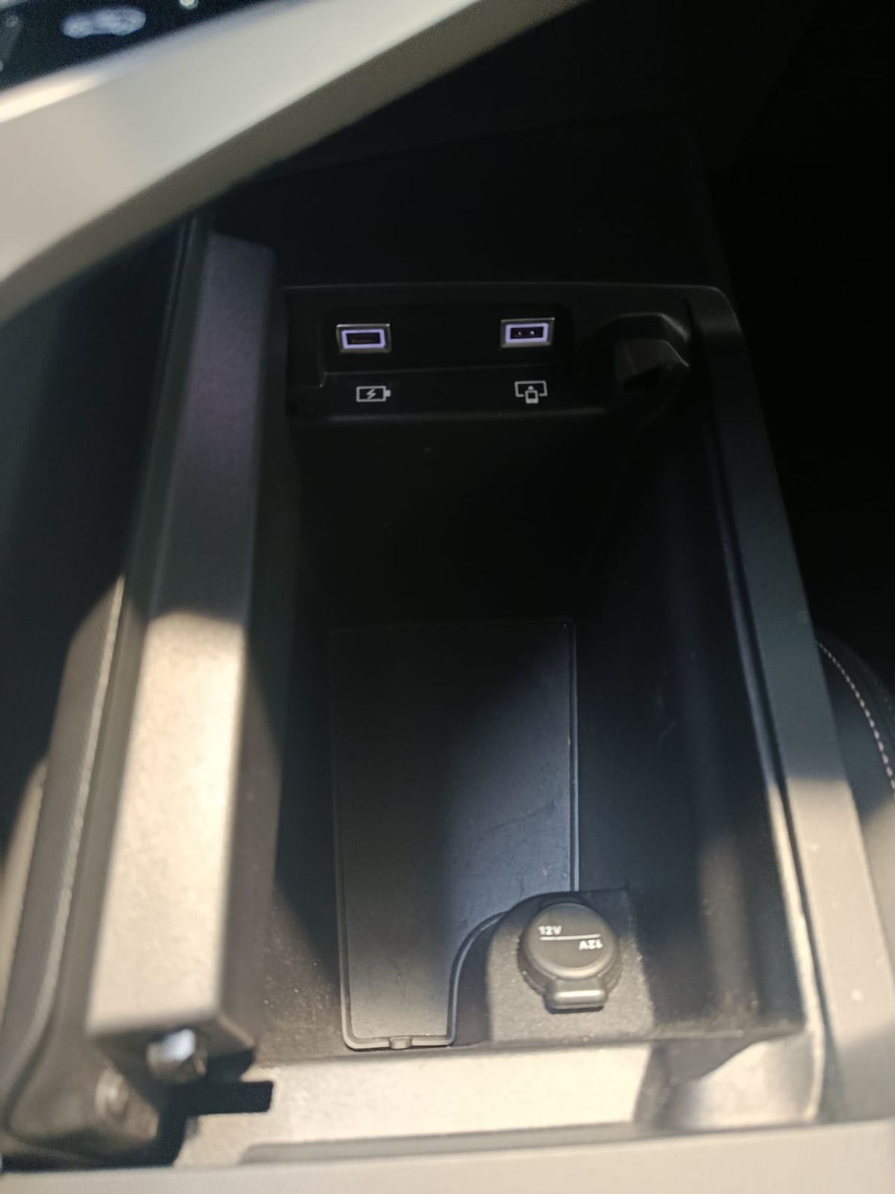 Peugeot 3008 Hybrid 3008 Allure Pack Hybrid 136 e-DCS6 - Foto 2