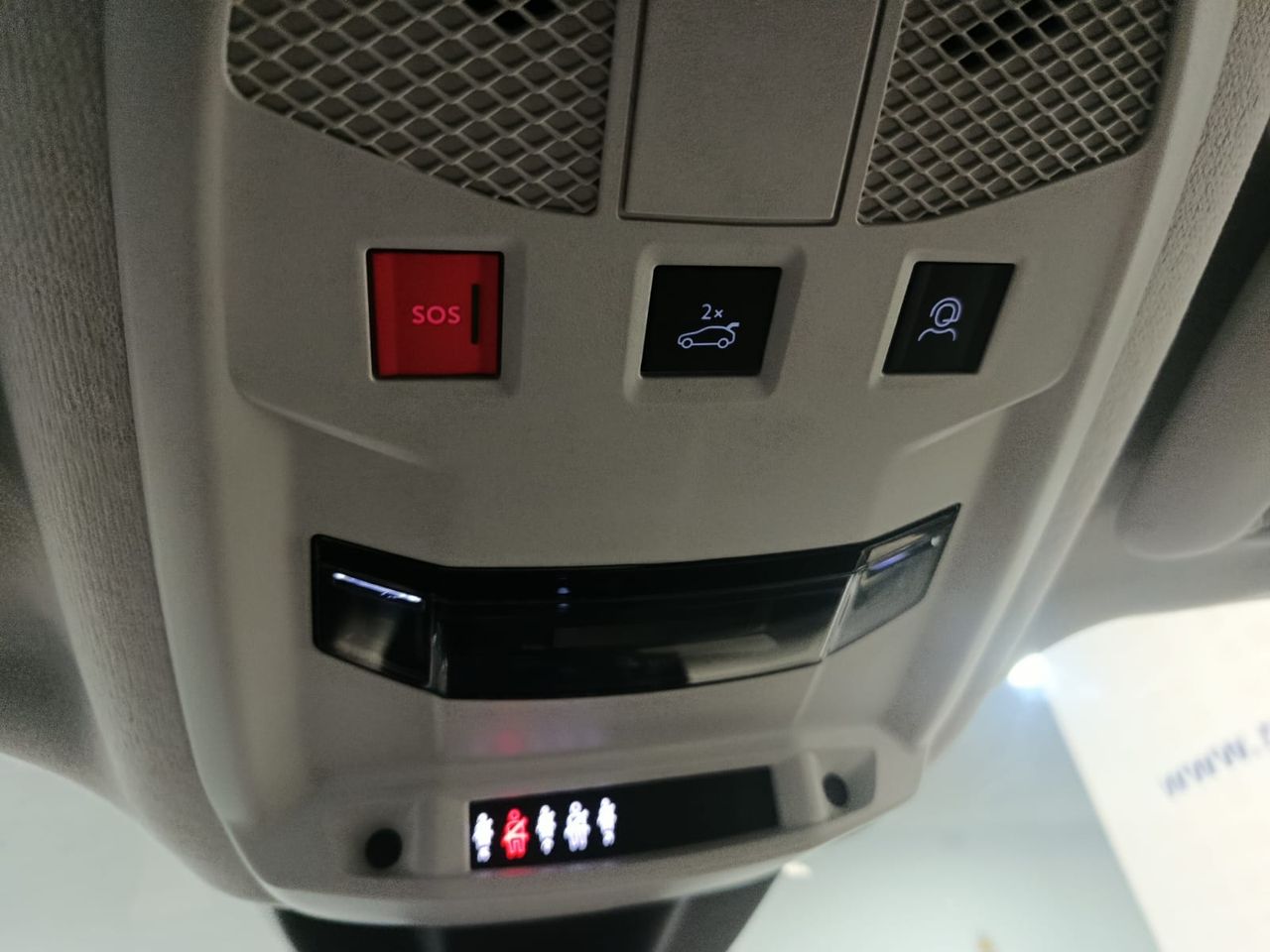 Fiat 600 MHEV LA PRIMA 1.2 100CV DDCT - Foto 2