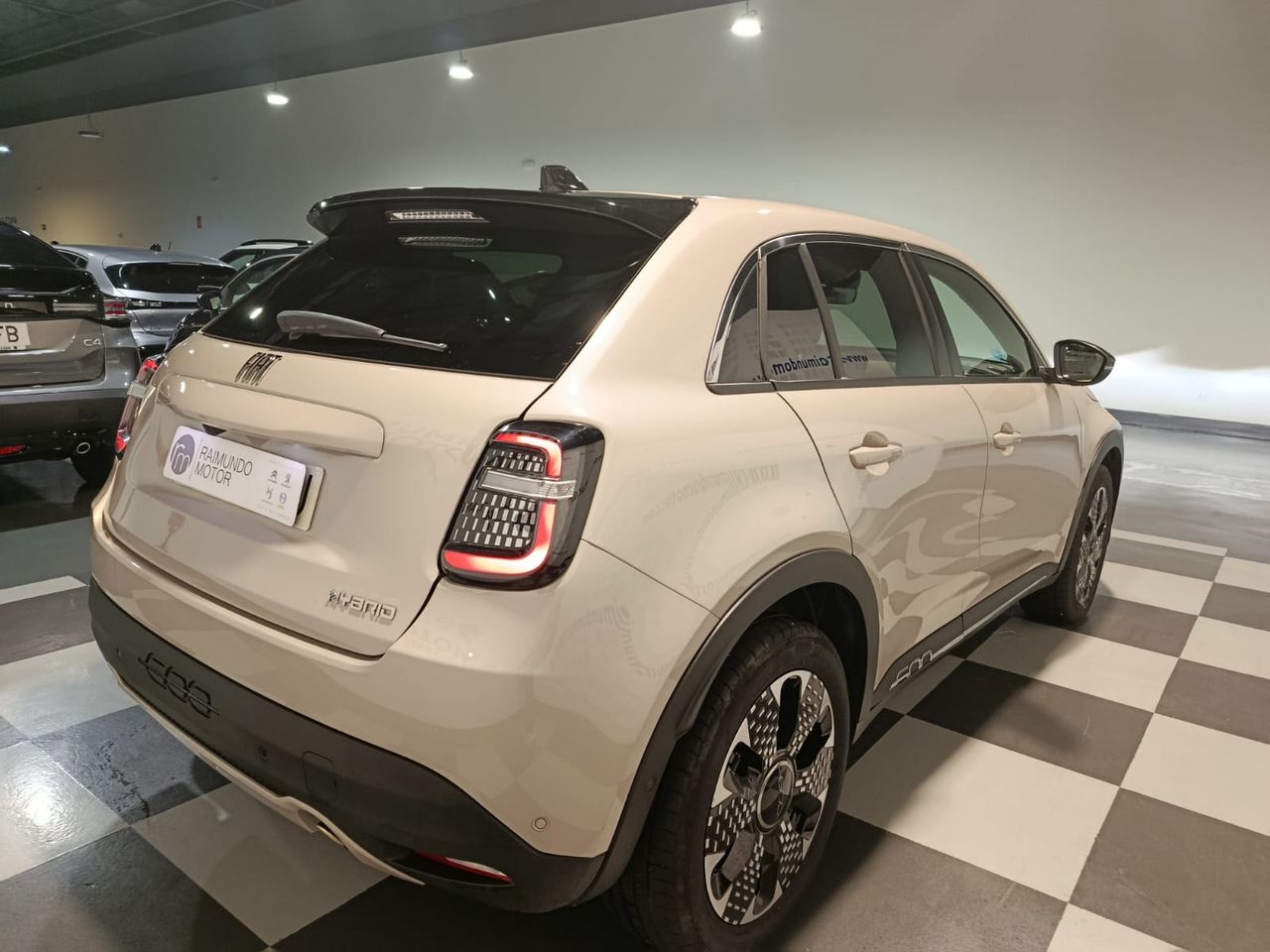 Fiat 600 MHEV LA PRIMA 1.2 100CV DDCT - Foto 2