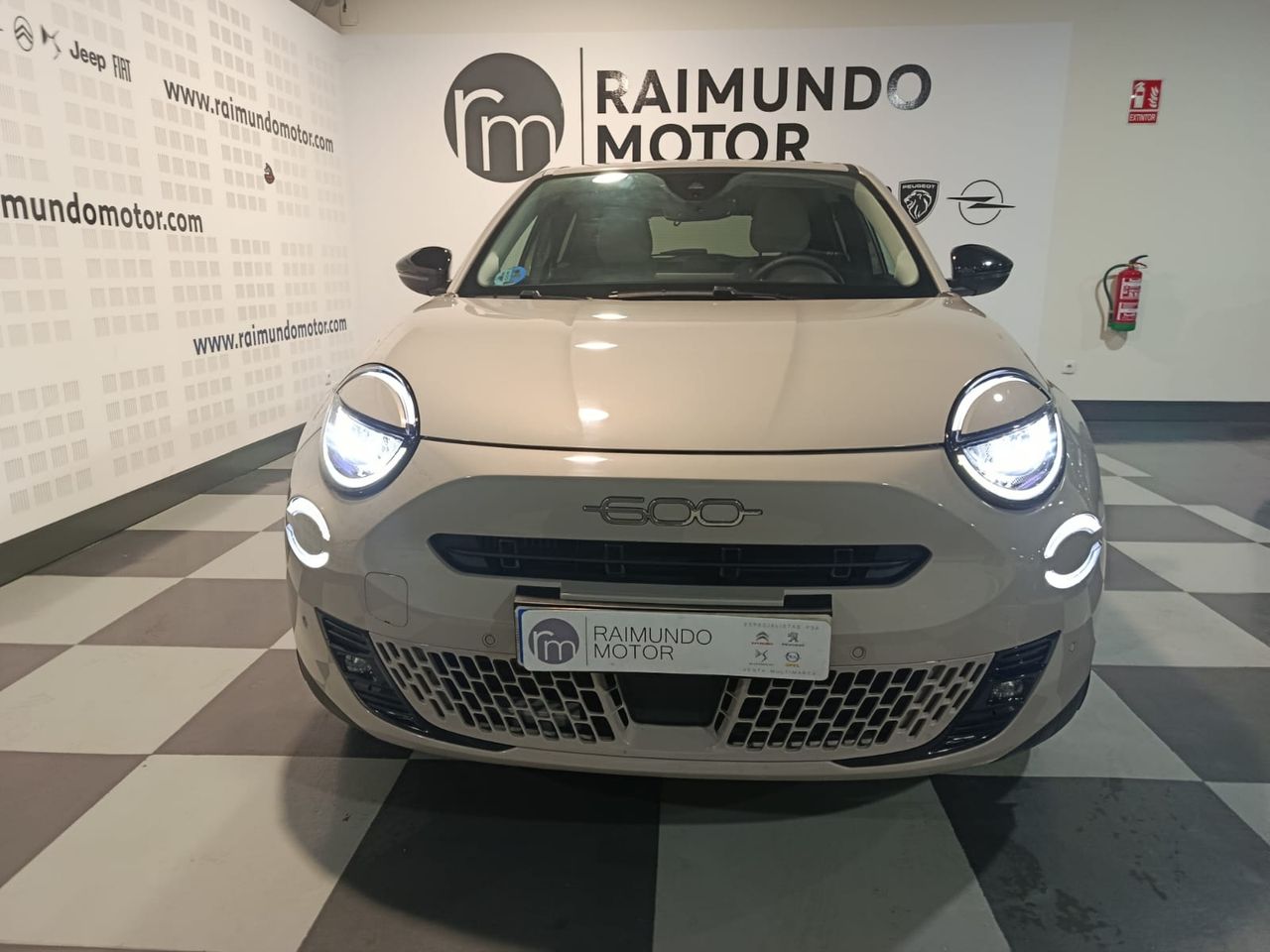 Fiat 600 MHEV LA PRIMA 1.2 100CV DDCT - Foto 2
