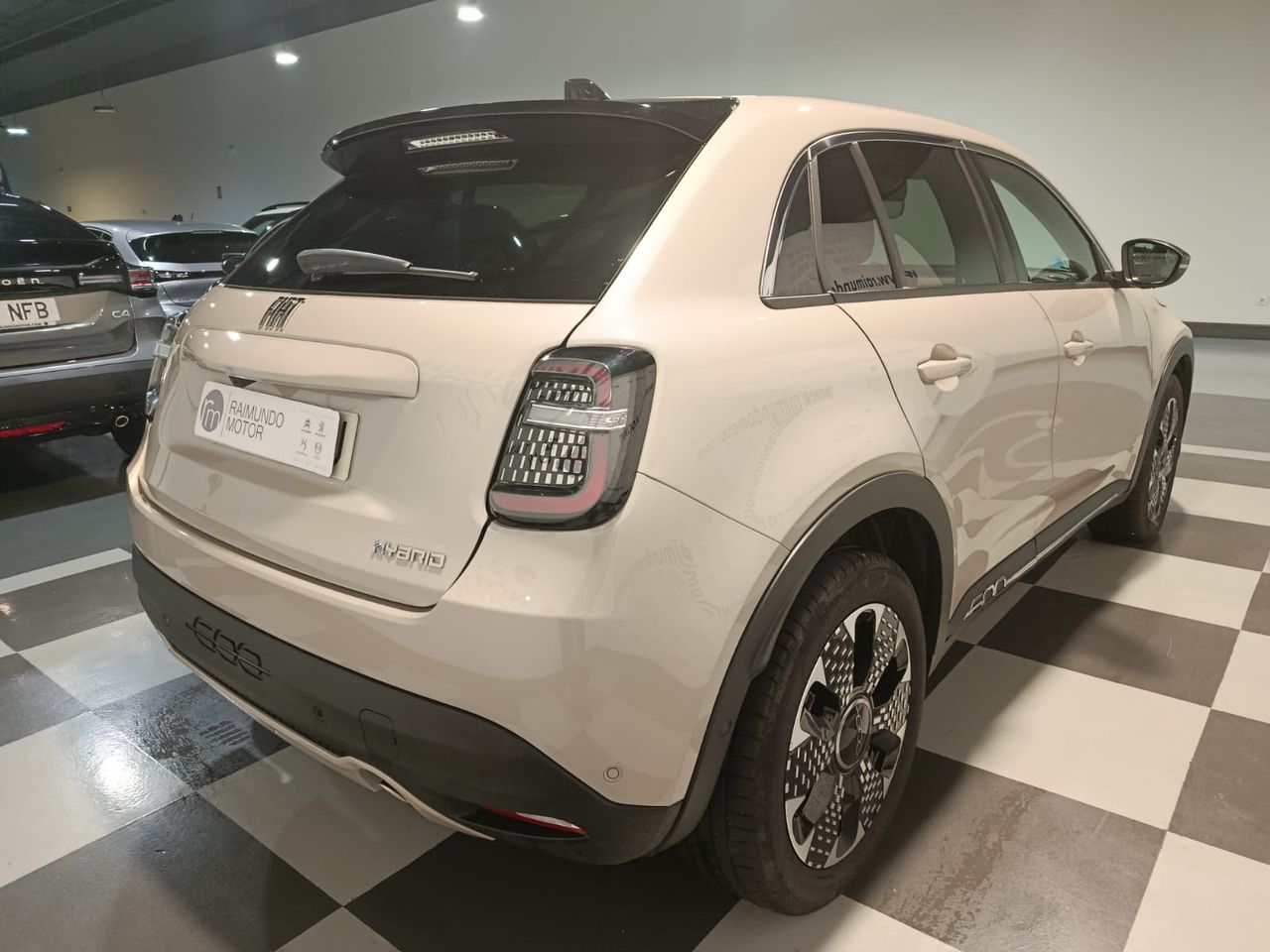 Fiat 600 MHEV LA PRIMA 1.2 100CV DDCT - Foto 2