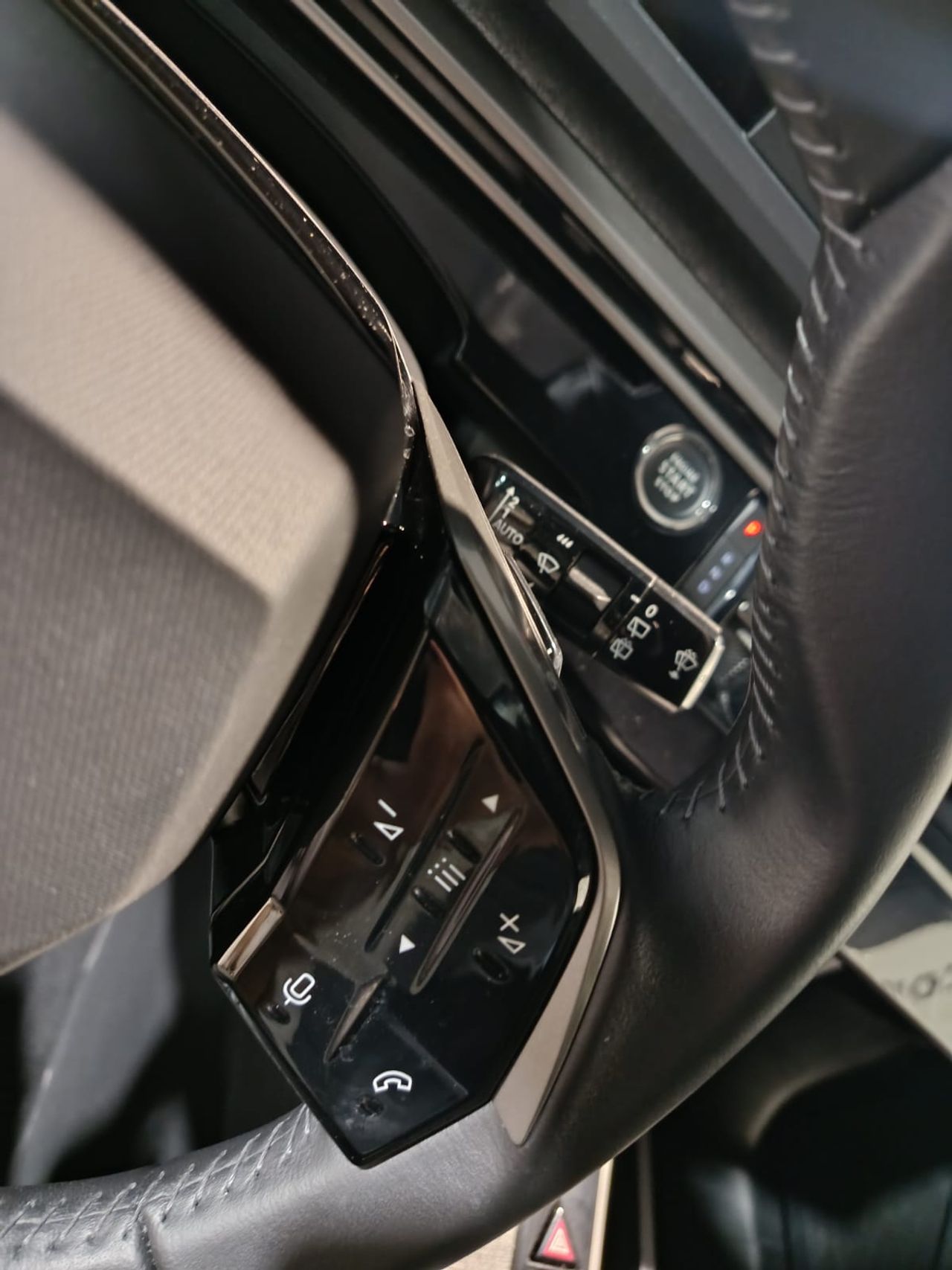 Peugeot 5008 Hybrid 145 e-DCS6 Allure - Foto 2