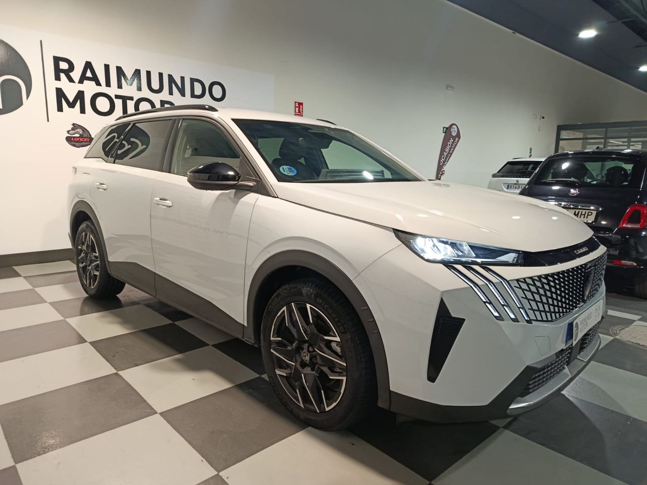 Peugeot 5008 Hybrid 145 e-DCS6 Allure - Foto 2