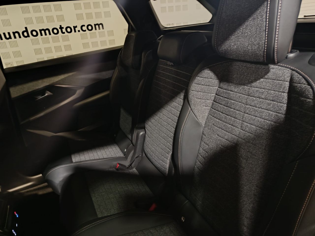 Peugeot 5008 Hybrid 145 e-DCS6 Allure - Foto 2