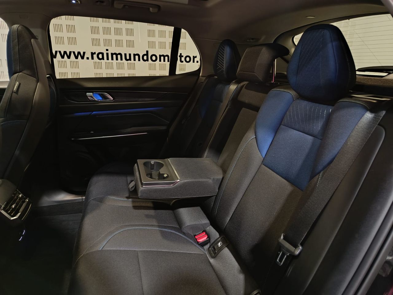 Lynk & Co 01 1.5 261cv - Foto 2