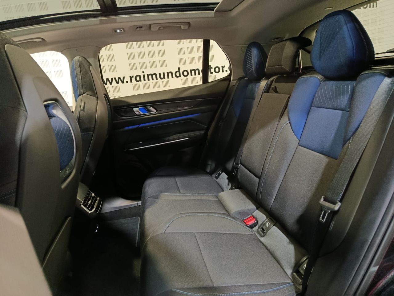 Lynk & Co 01 1.5 261cv - Foto 2