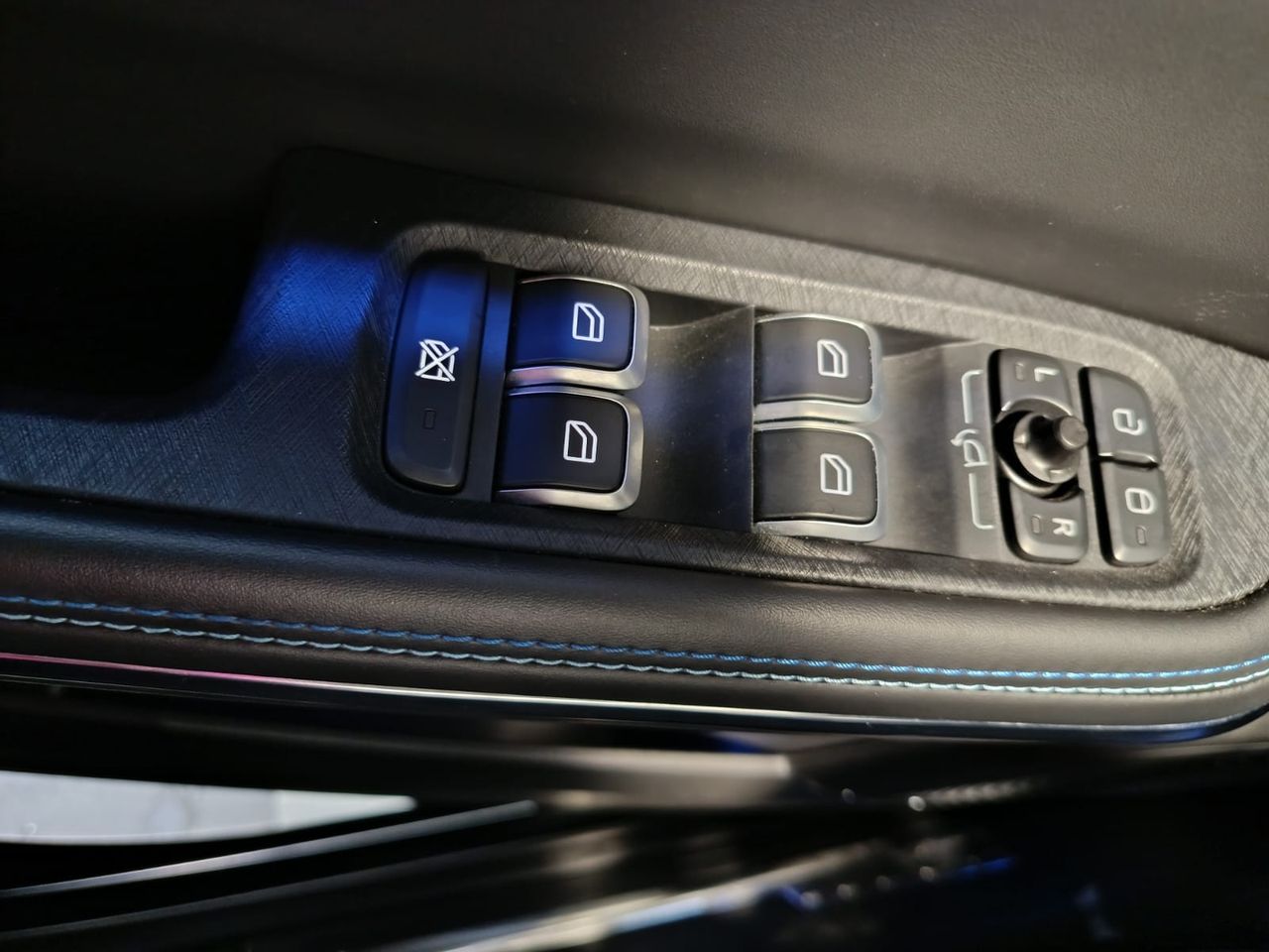 Lynk & Co 01 1.5 261cv - Foto 2