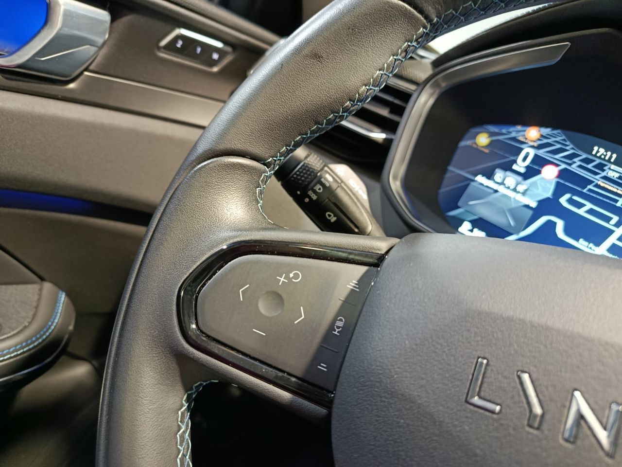 Lynk & Co 01 1.5 261cv - Foto 2