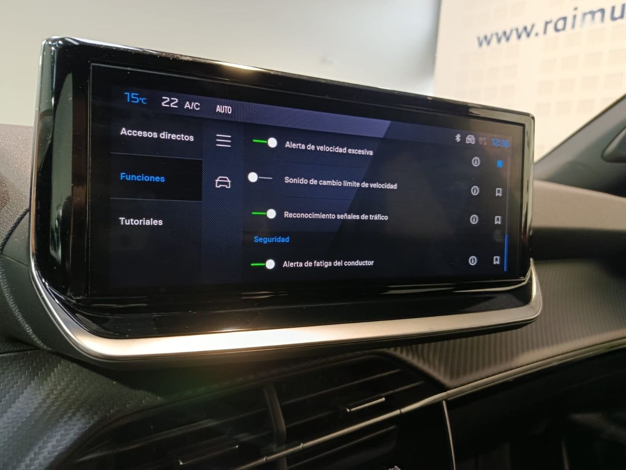 Peugeot 2008 Allure Hybrid 136 e-DCS6 - Foto 2