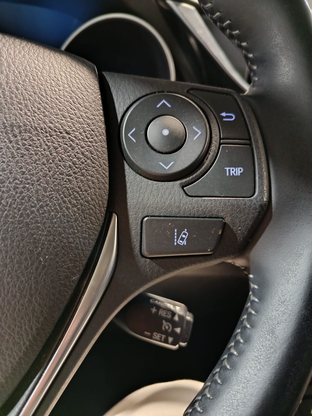 Toyota Auris 140H e-CVT Advance - Foto 2