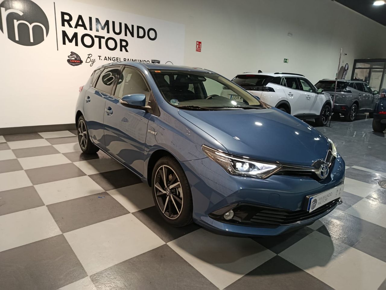 Toyota Auris 140H e-CVT Advance - Foto 2