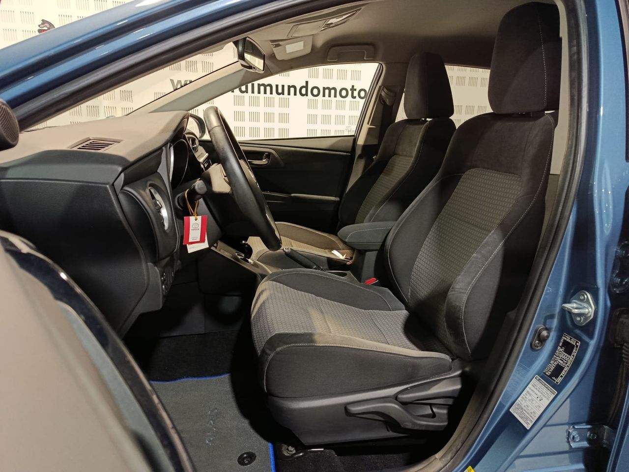 Toyota Auris 140H e-CVT Advance - Foto 2