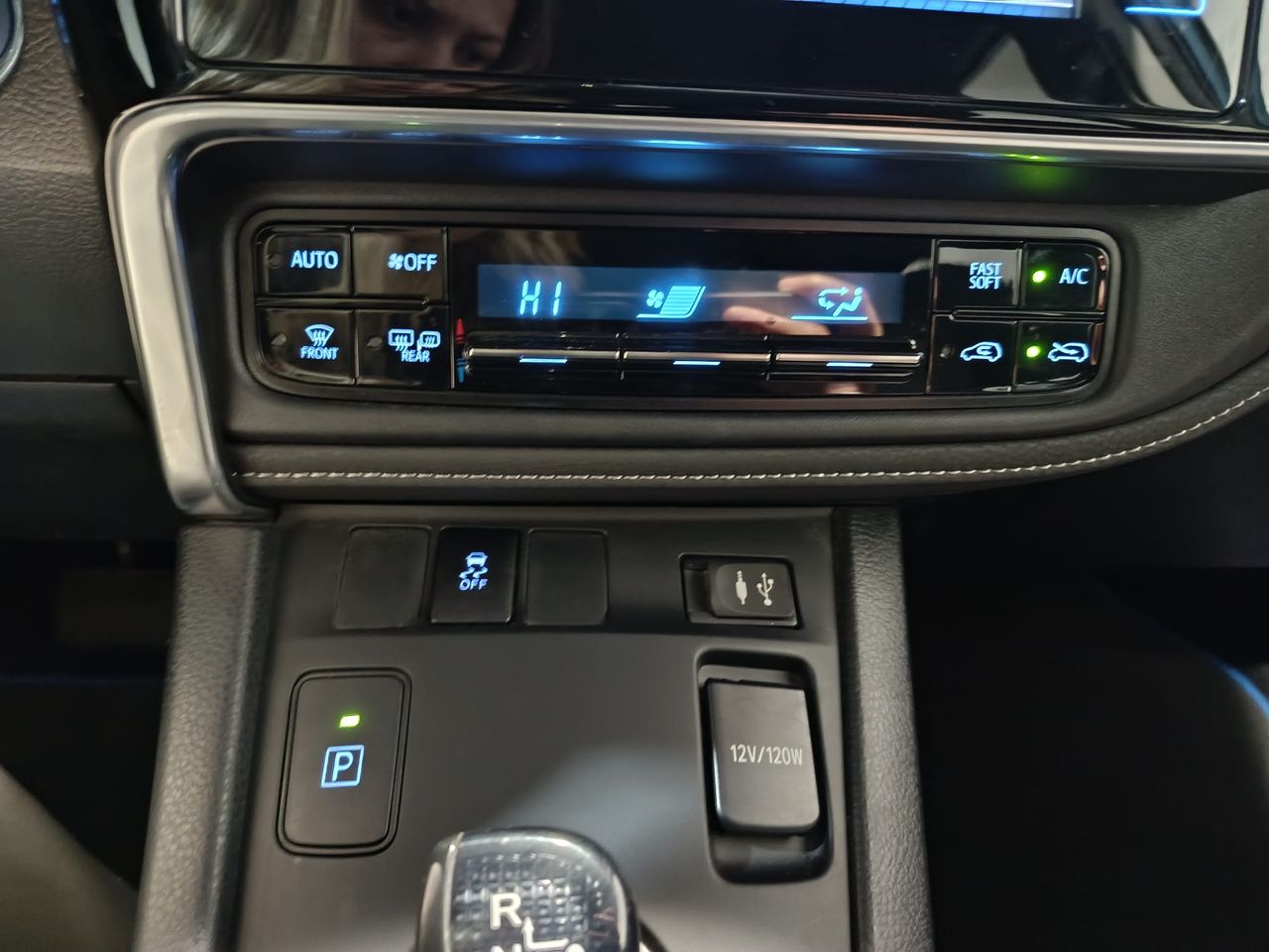 Toyota Auris 140H e-CVT Advance - Foto 2