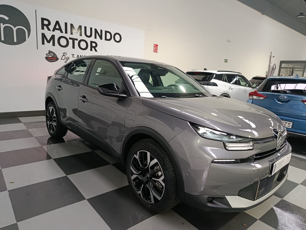 Citroën C4 Hybrid 136 Business Edition - Foto 2