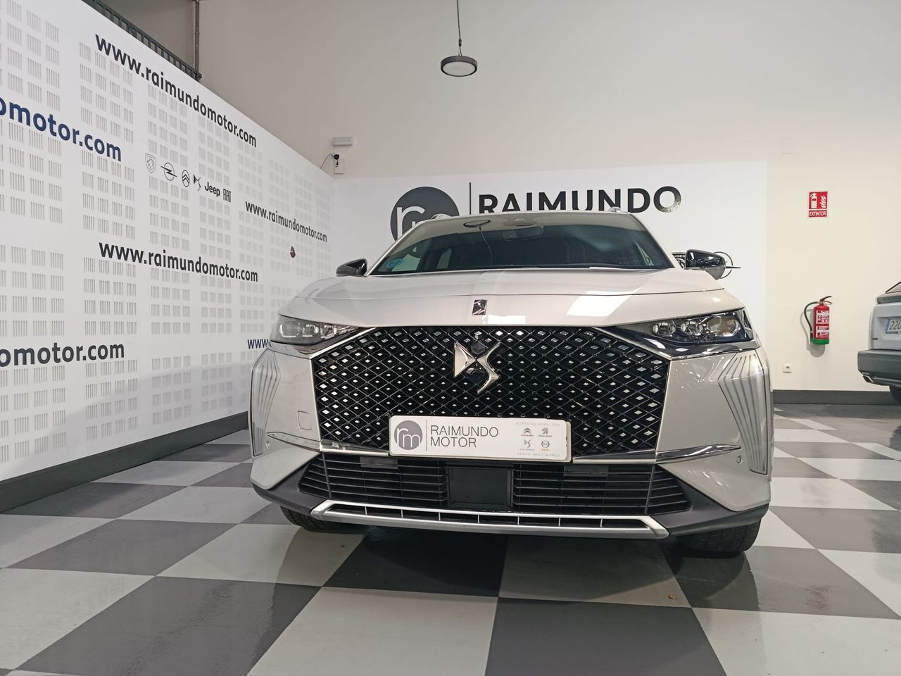 DS DS 7 7 Rivoli BlueHDi 130 Aut. - Foto 2