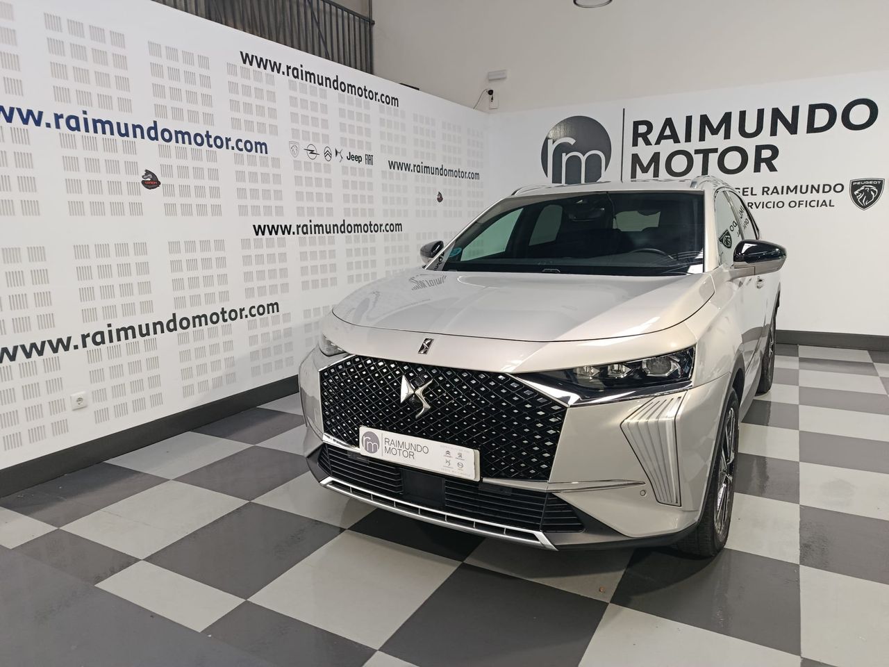 DS DS 7 7 Rivoli BlueHDi 130 Aut. - Foto 2