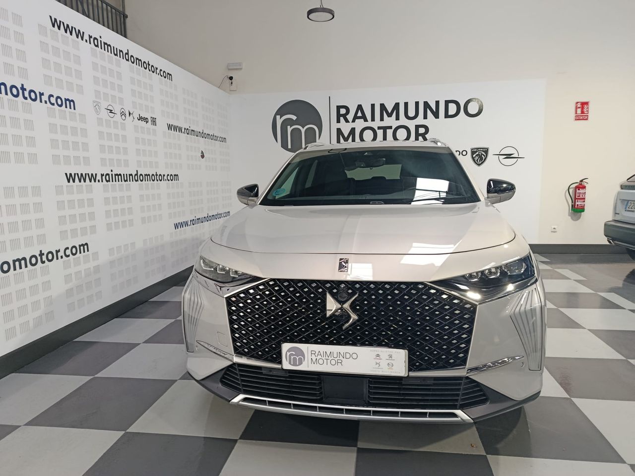 DS DS 7 7 Rivoli BlueHDi 130 Aut. - Foto 2