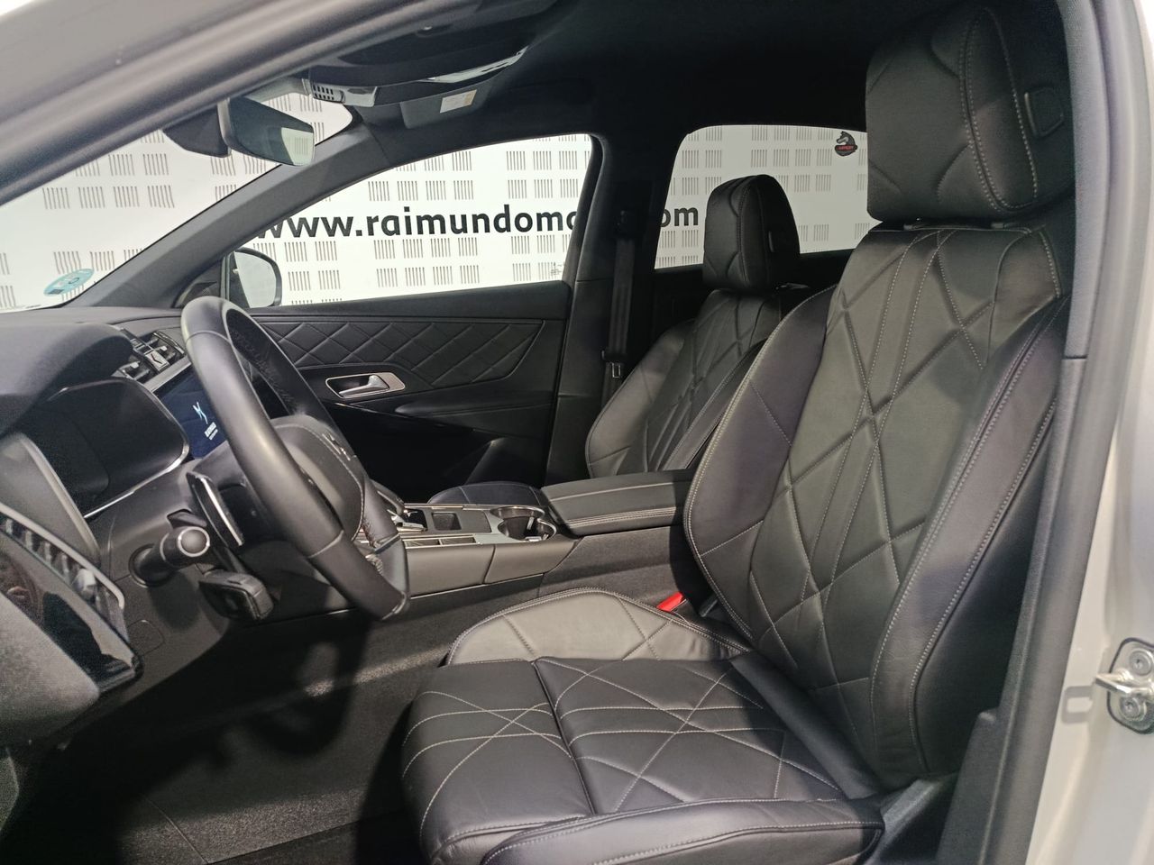 DS DS 7 7 Rivoli BlueHDi 130 Aut. - Foto 2