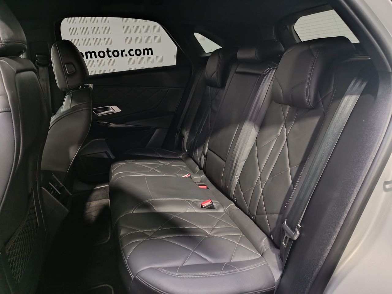 DS DS 7 7 Rivoli BlueHDi 130 Aut. - Foto 2