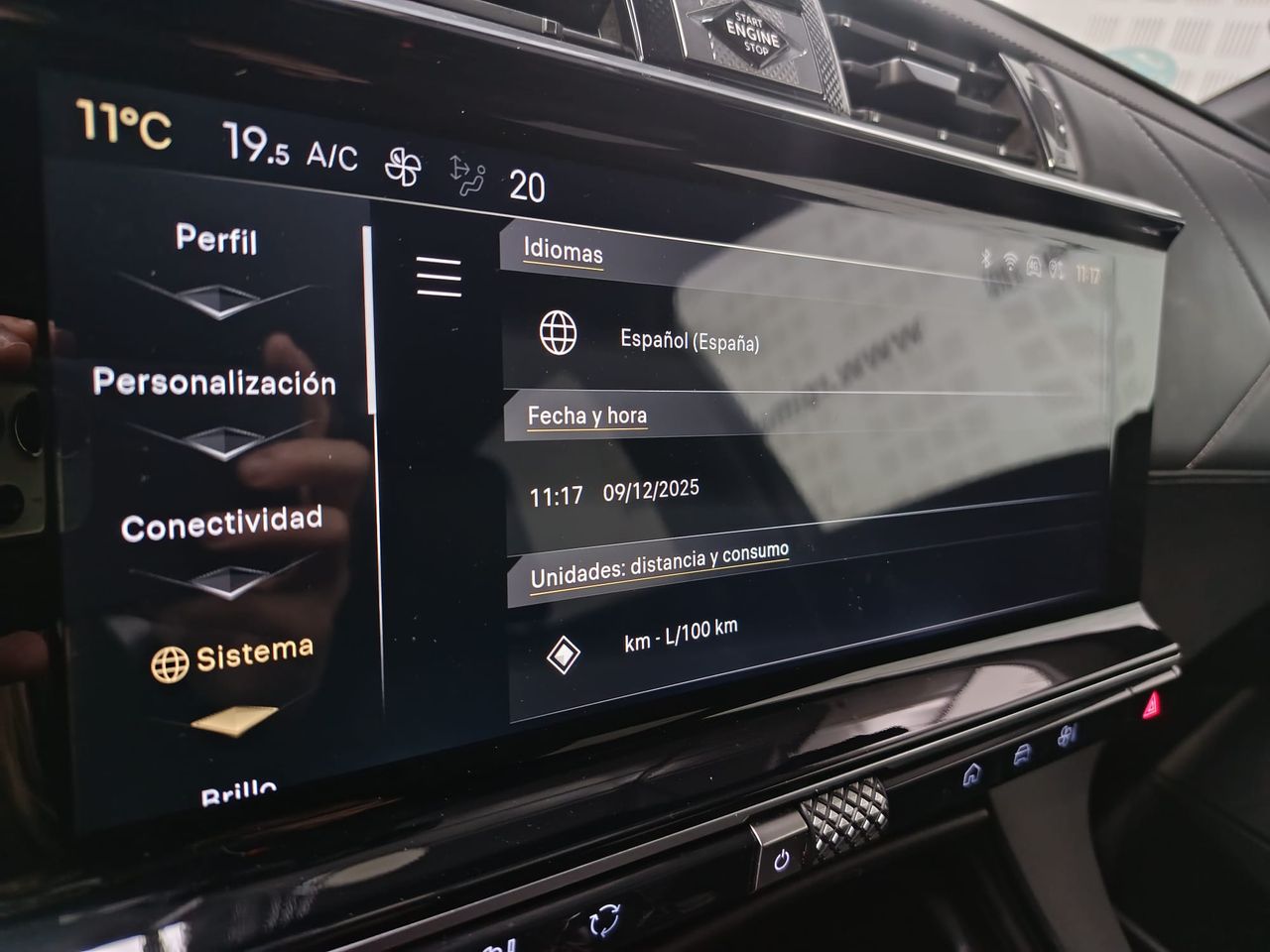 DS DS 7 7 Rivoli BlueHDi 130 Aut. - Foto 2