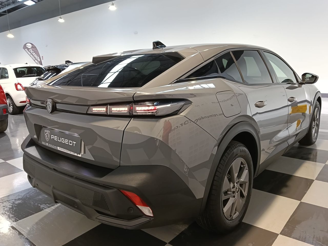 Peugeot 408 1.2T 136CV - Foto 2