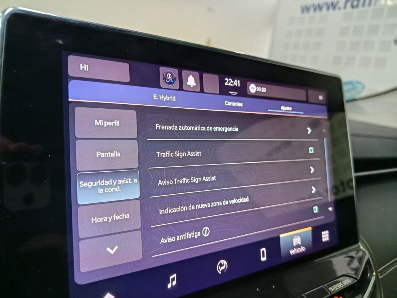 Jeep Compass Limited 1.5 e-Hybrid 130 CV DDCT - Foto 2