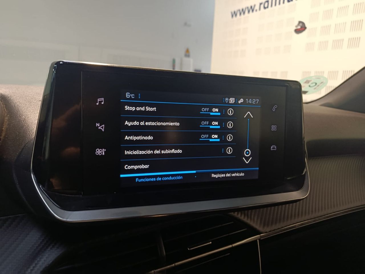 Peugeot 2008 Allure BlueHDi 130 EAT8 - Foto 2