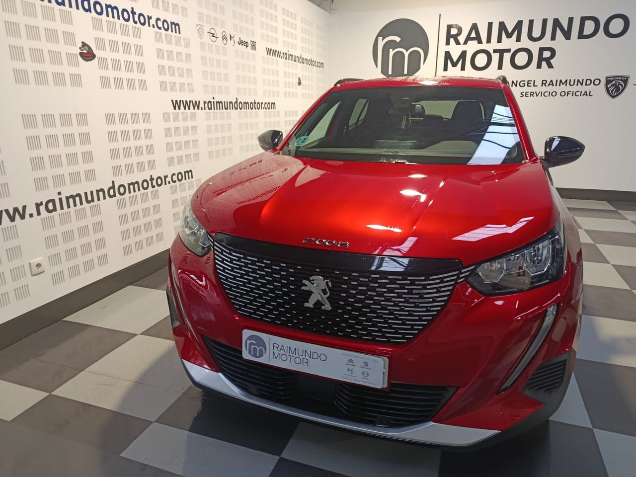 Peugeot 2008 Allure BlueHDi 130 EAT8 - Foto 2