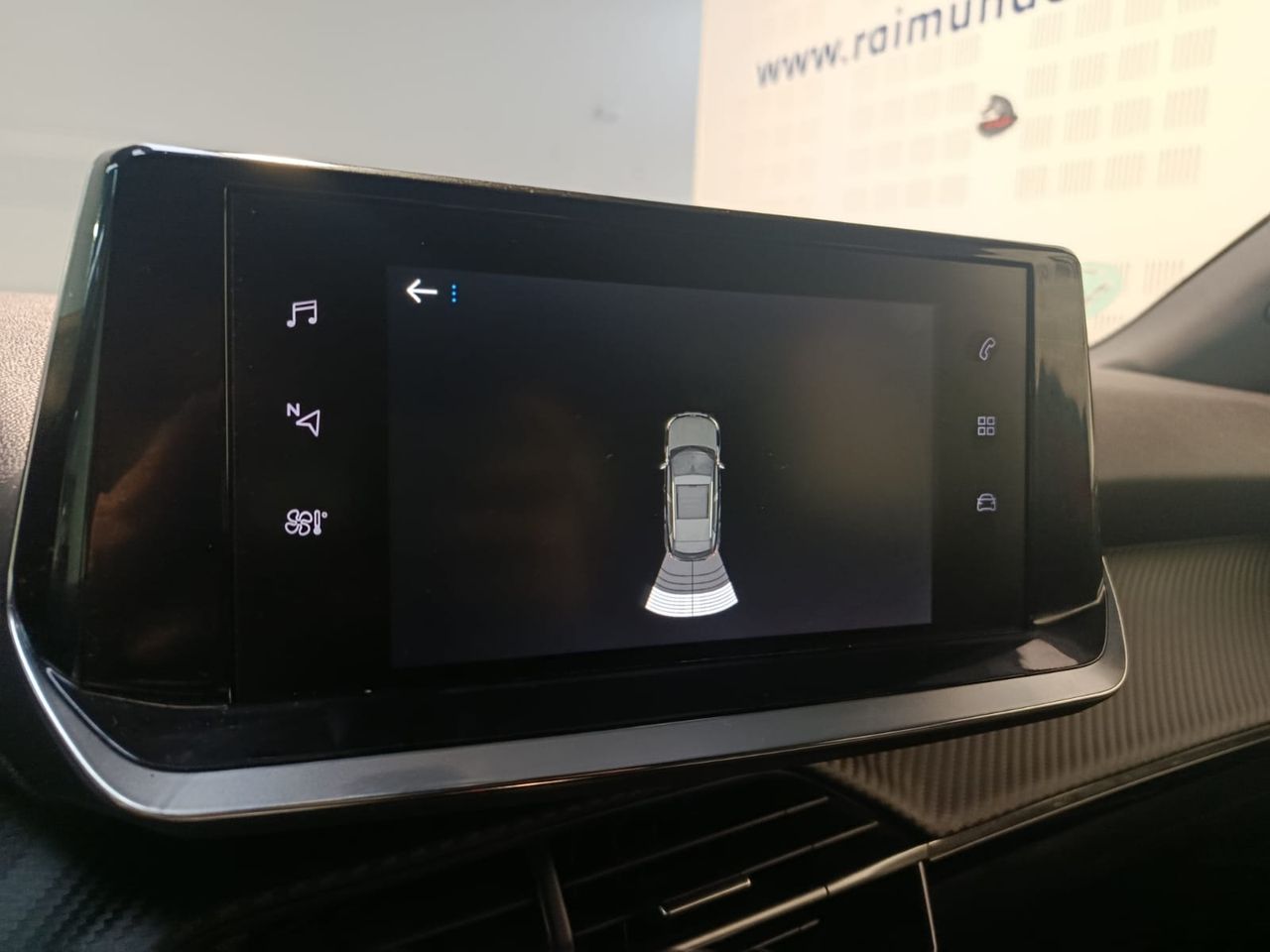 Peugeot 2008 Allure BlueHDi 130 EAT8 - Foto 2