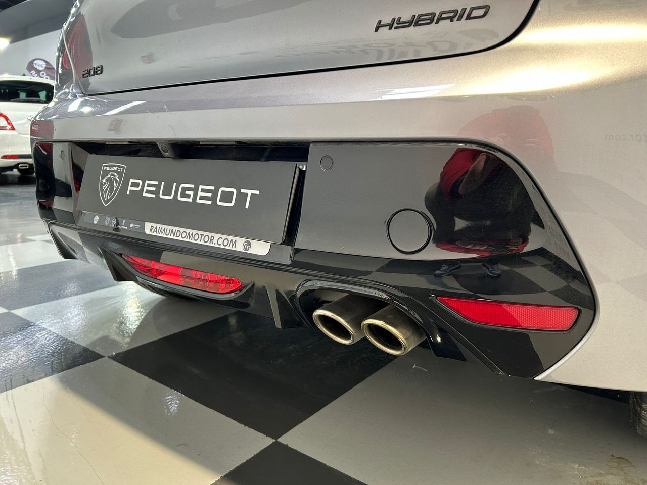 Peugeot 208 HYBRID GT 145CV - Foto 2