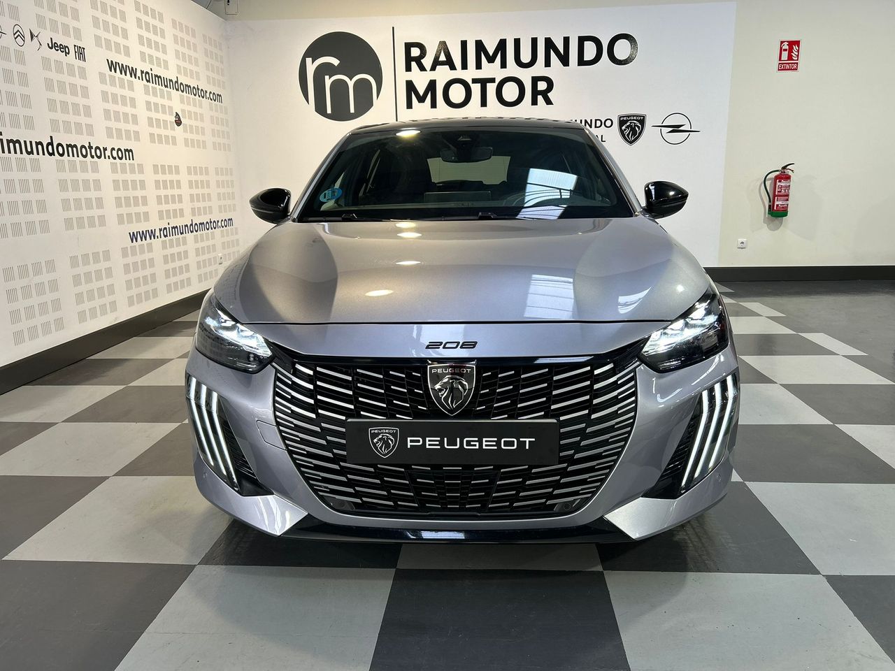 Peugeot 208 HYBRID GT 145CV - Foto 2