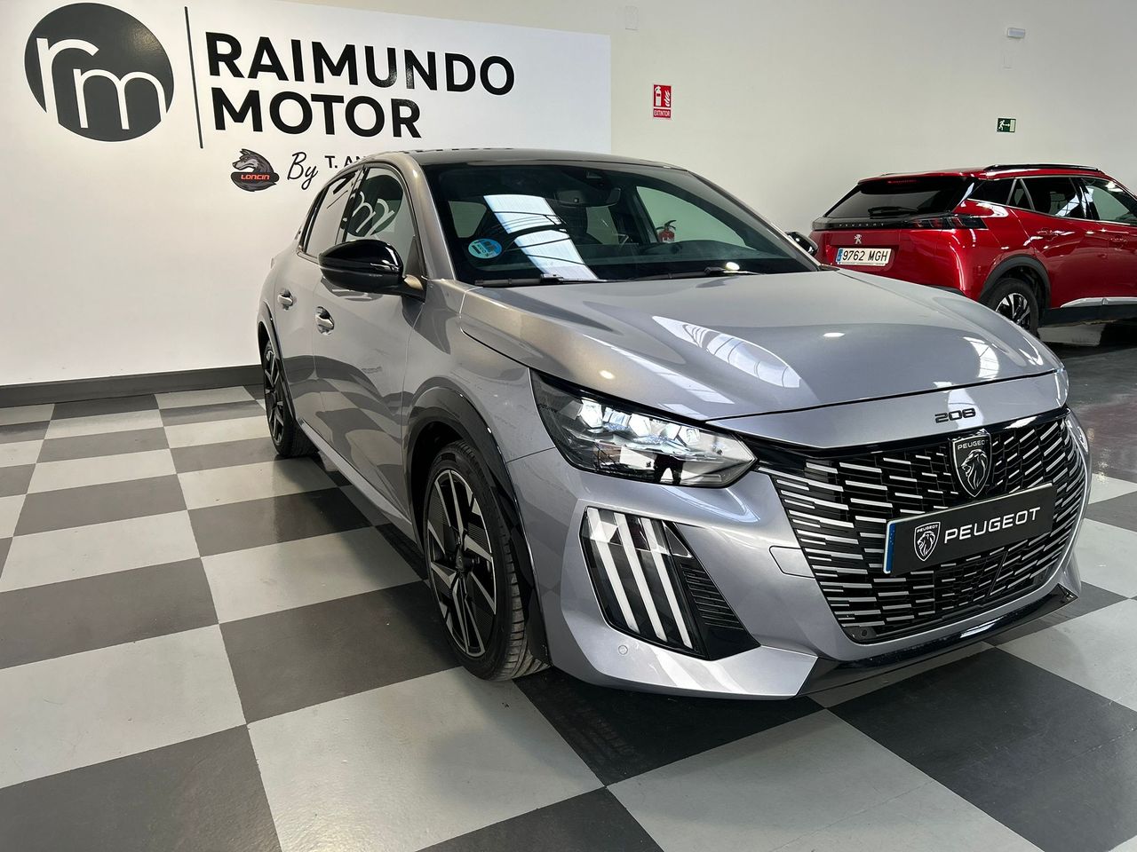 Peugeot 208 HYBRID GT 145CV - Foto 2